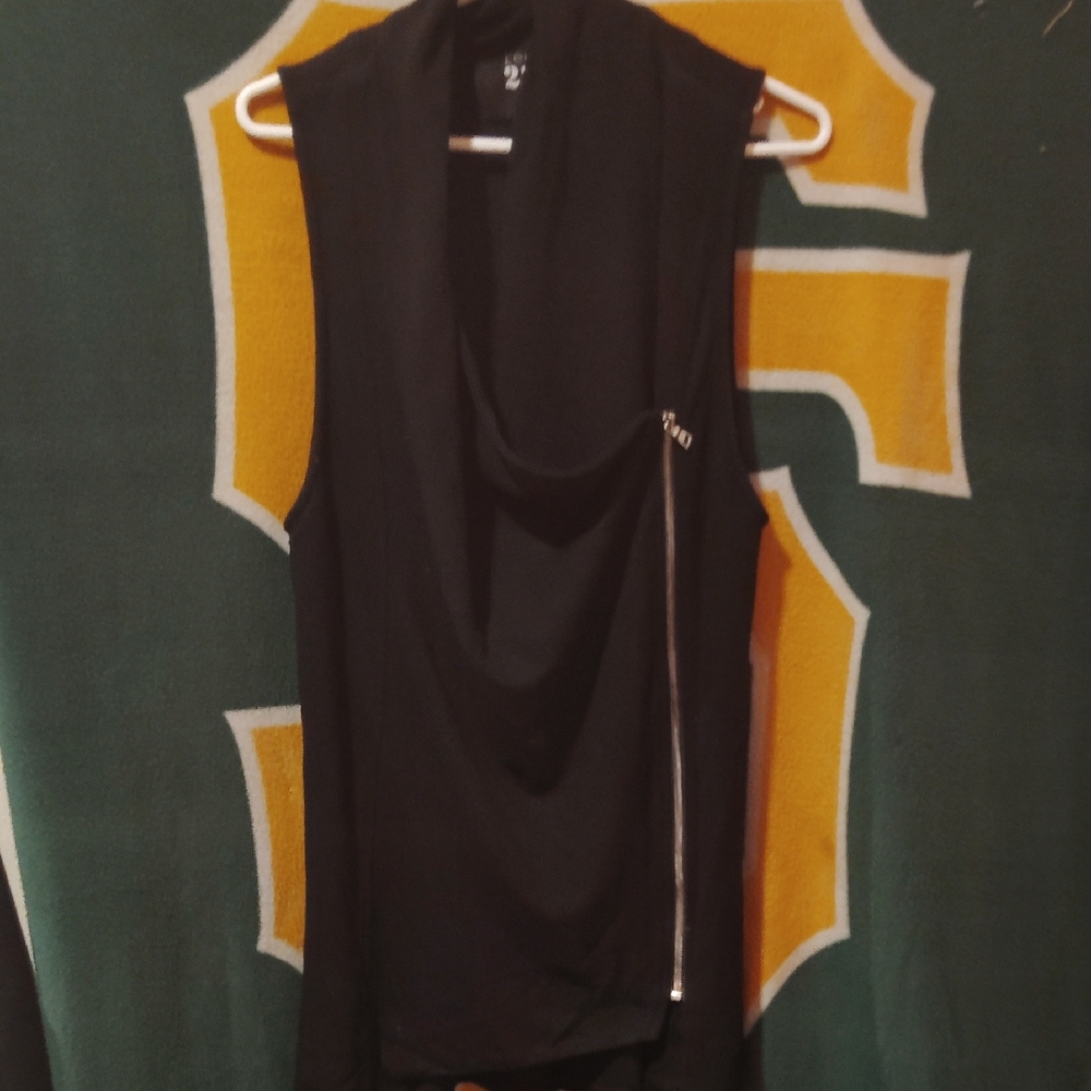 Red 23® Black Sleeveless Top with Zipper Detail